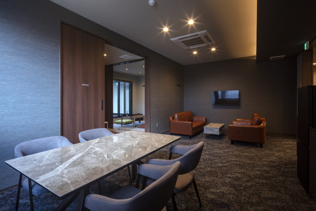 ファミーユ東岡山