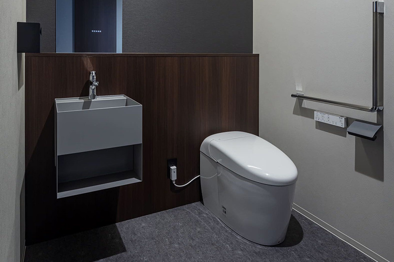 ファミーユ東岡山